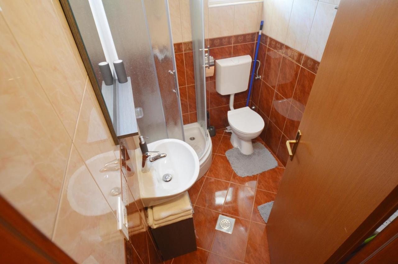 Rita Apartment Cocaletto Ровінь Екстер'єр фото